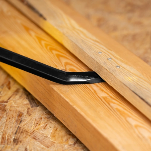 Лом-гвоздодер, 1200 мм, шестигранный 19 мм, окрашенный, сталь 65 Denzel по ценам производителя в Краснодаре с доставкой по всей России