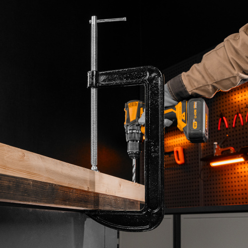 Струбцина G-образная, 300 мм Sparta по ценам производителя в Краснодаре с доставкой по всей России