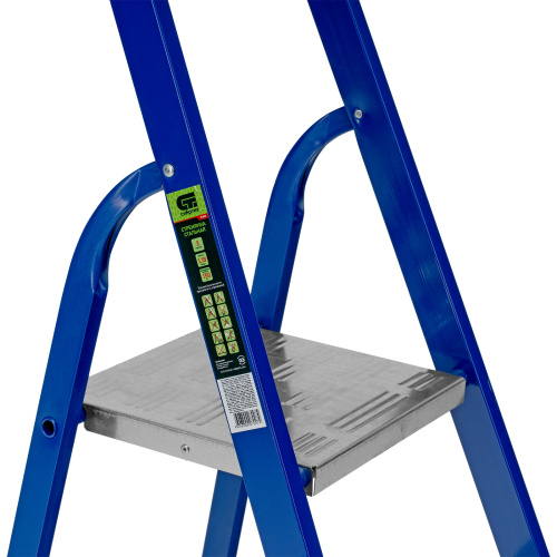 Стремянка, 3 ступени, стальной профиль, алюминиевые ступени Сибртех по ценам производителя в Краснодаре с доставкой по всей России