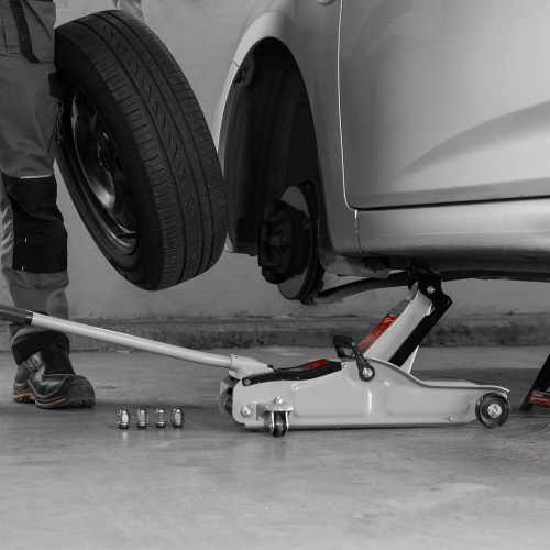 Домкрат гидравлический подкатной 2 т в пластиковом кейсе 85-330 мм. Low Profile Matrix по ценам производителя в Краснодаре с доставкой по всей России