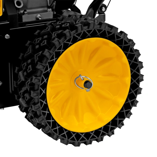 Бензиновая снегоуборочная машина SBM 610S PRO, 212 cc, электростартер, фара, обогрев Denzel по ценам производителя в Краснодаре с доставкой по всей России