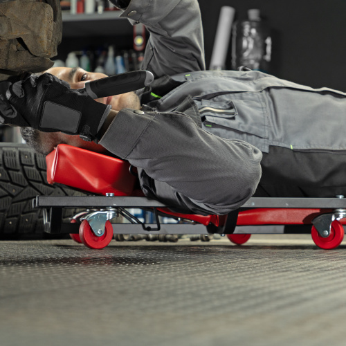 Лежак ремонтный на шести колесах, 1030 х 440 х 120 мм, поднимающийся подголовник Matrix по ценам производителя в Краснодаре с доставкой по всей России