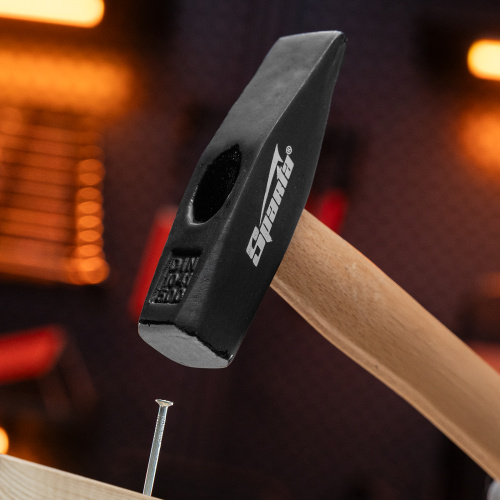 Молоток слесарный, 500 г, квадратный боек, деревянная рукоятка Sparta по ценам производителя в Краснодаре с доставкой по всей России