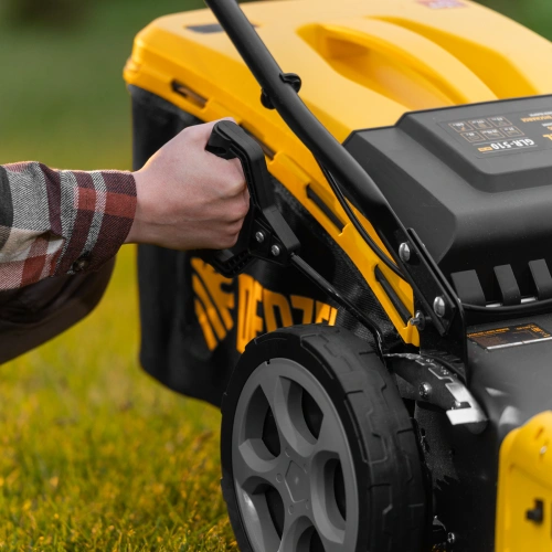 Газонокосилка бензиновая GLR-510SP-ZS, 171 см3, ширина 51 см, привод, травосборник 65 л Denzel по ценам производителя в Краснодаре с доставкой по всей России