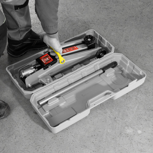 Домкрат гидравлический подкатной, 2 т, высота подъема 135-385 мм, в пластиковый кейсе Matrix по ценам производителя в Краснодаре с доставкой по всей России