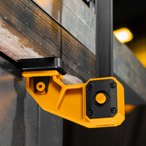 Струбцина F-образная, быстрозажимная, 450 х 80 мм, усиленный нейлоновый корпус Denzel по ценам производителя в Краснодаре с доставкой по всей России