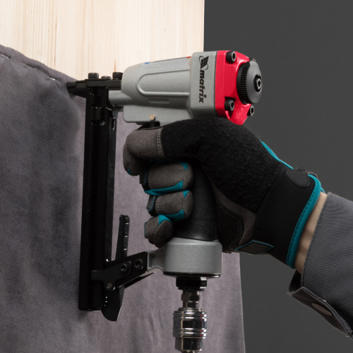 Степлер пневматический для прямоугольных скоб от 6 до 13 мм Matrix по ценам производителя в Краснодаре с доставкой по всей России