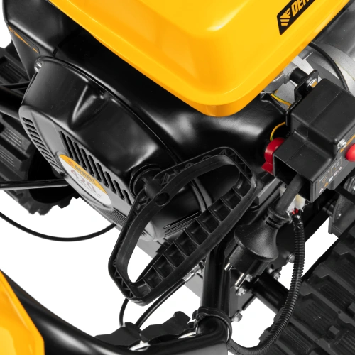 Бензиновая снегоуборочная машина SBL 711DT PRO, 420cc, гусеницы, эл.старт, блок. дифф. Denzel по ценам производителя в Краснодаре с доставкой по всей России