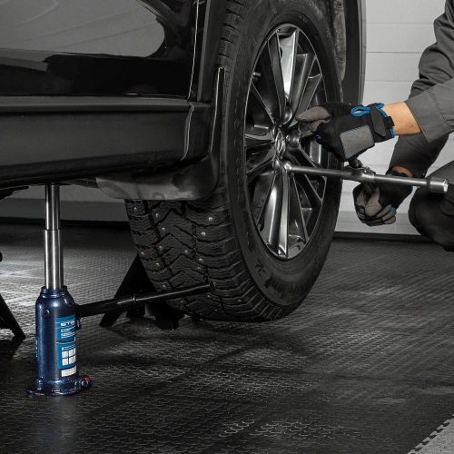 Домкрат гидравлический бутылочный телескопический, 2 т, подъем 170-380 мм Stels купить в Москве с доставкой по всей России | ProtosMarket.ru