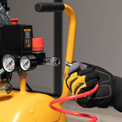 Компрессор DLS950/24 безмаслянный малошумный 950 Вт, 165 л/мин, ресивер 24 л Denzel по ценам производителя в Краснодаре с доставкой по всей России