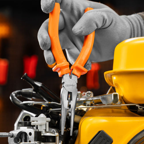 Длинногубцы прямые Classic, 180 мм, шлифованные, пластмассовые рукоятки Sparta по ценам производителя в Краснодаре с доставкой по всей России