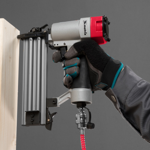 Нейлер пневматический для гвоздей от 10 до 50 мм Matrix по ценам производителя в Краснодаре с доставкой по всей России