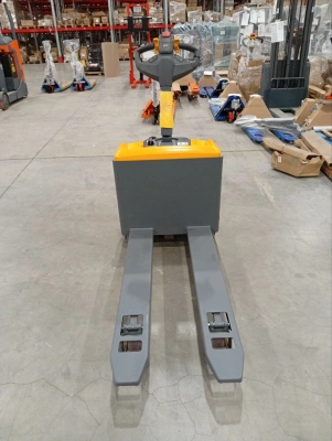 Тележка электрическая 2000 кг 1150 мм XILIN CBD20W 24/105 В/Ач по ценам производителя в Краснодаре с доставкой по всей России