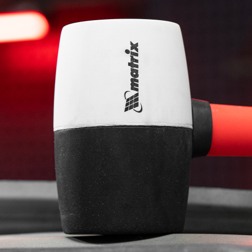 Киянка резиновая, 450 г, черно-белая резина, фибергласовая рукоятка Matrix по ценам производителя в Краснодаре с доставкой по всей России