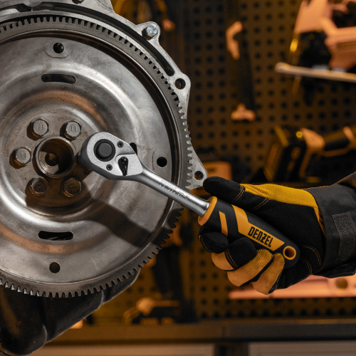 Ключ-трещотка 1/2", 90 зубьев, с быстрым сбросом, CrV Denzel по ценам производителя в Краснодаре с доставкой по всей России