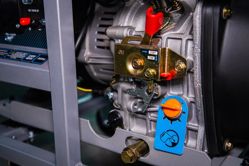 Генератор дизельный 5,0 кВт 380В/1,6 кВт 220В 15 л с электростартером TOR KM5000D по ценам производителя в Краснодаре с доставкой по всей России