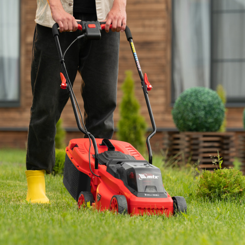 Газонокосилка аккумуляторная бесщеточная CLM-320, 320 мм, травосб. 30 л, Li-Ion, 20 В MTX по ценам производителя в Краснодаре с доставкой по всей России
