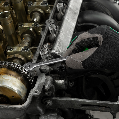 Набор инструментов, 1/2", 3/8", 1/4", пластиковый кейс 215 предм. Сибртех по ценам производителя в Краснодаре с доставкой по всей России