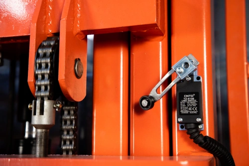 Сборщик заказов с электроподъемом 200 кг 3,3 м TOR GOPY3.302 по ценам производителя в Краснодаре с доставкой по всей России