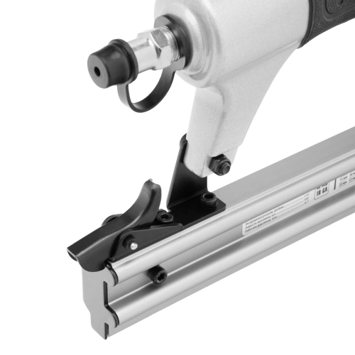 Нейлер пневматический для гвоздей от 10 до 32 мм Matrix по ценам производителя в Краснодаре с доставкой по всей России