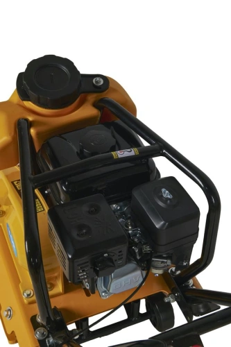 Виброплита 80 кг, 15кН (Lifan) бак, колесный комплект TOR C-80T по ценам производителя в Краснодаре с доставкой по всей России