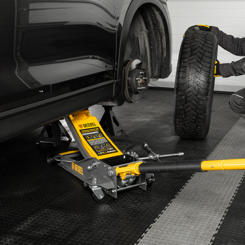 Домкрат гидравлический подкатной, 3 т, 75-500 мм, быстрый подъем, низкий подхват, проф. Denzel по ценам производителя в Краснодаре с доставкой по всей России