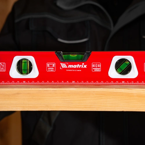 Уровень алюминиевый, магнит, фрезерованный, 3 глазка (1 зеркальный) 400 мм Matrix по ценам производителя в Краснодаре с доставкой по всей России