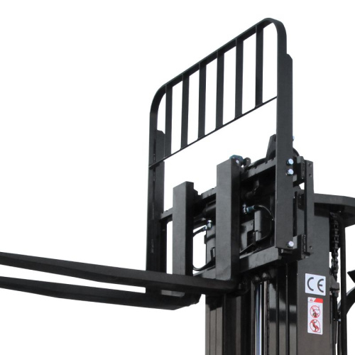 Электрический погрузчик YETT CPD18-A3LIH4-M-ZSM600-3W по ценам производителя в Краснодаре с доставкой по всей России