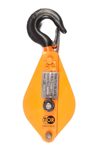 Блок монтажный однорольный с крюком TOR 1 т с откидной щекой (T) по ценам производителя в Краснодаре с доставкой по всей России