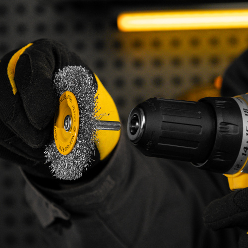 Щетка для дрели, 75 мм, Плоская, со шпилькой, нержавеющая витая проволока Denzel по ценам производителя в Краснодаре с доставкой по всей России