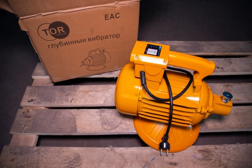 Электропривод глубинного вибратора для бетона 2,2 кВт TOR ZN70-JT (японский тип) по ценам производителя в Краснодаре с доставкой по всей России