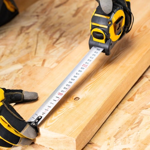 Рулетка 10м х 32мм, автоматич. фиксац., нейлон. покрытие, магнит. зацеп, двухстор. разметка Denzel по ценам производителя в Краснодаре с доставкой по всей России