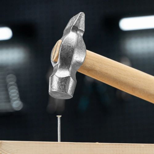 Молоток слесарный, 400 г, круглый боек, деревянная рукоятка по ценам производителя в Краснодаре с доставкой по всей России