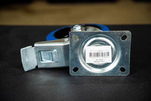 Колесо поворотное резина SRCLb 63 160 мм с тормозом (F) по ценам производителя в Краснодаре с доставкой по всей России