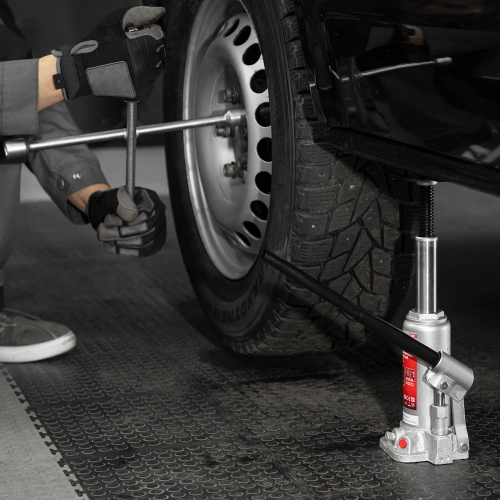 Домкрат гидравлический бутылочный, 4 т, высота подъема 194-372 мм, в пластиковый кейсе Matrix по ценам производителя в Краснодаре с доставкой по всей России