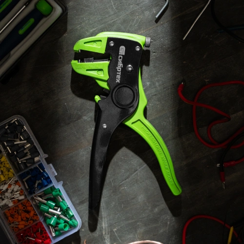 Щипцы для зачистки электропроводов, сечением: 0.2-3.5 мм2, функция обрезания проводов Сибртех по ценам производителя в Краснодаре с доставкой по всей России