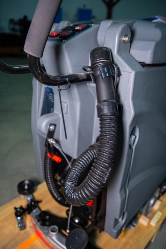 Машина поломоечная с АКБ GEL 24/100 В/Ач TOR COMPACT 56 по ценам производителя в Краснодаре с доставкой по всей России