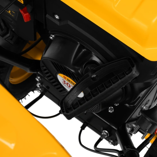 Бензиновая снегоуборочная машина SBL 711D PRO, 302cc, эл.старт, фара, обогрев, блок. дифф. Denzel по ценам производителя в Краснодаре с доставкой по всей России