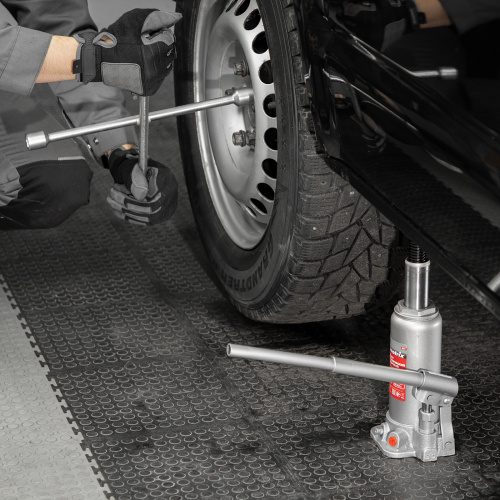 Домкрат гидравлический бутылочный, 5 т, высота подъема 216-413 мм Matrix по ценам производителя в Краснодаре с доставкой по всей России