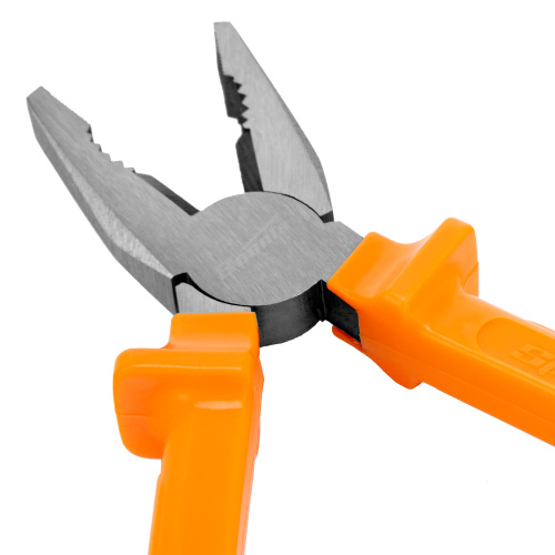 Плоскогубцы Classic, 180 мм, шлифованные, пластмассовые рукоятки Sparta по ценам производителя в Краснодаре с доставкой по всей России