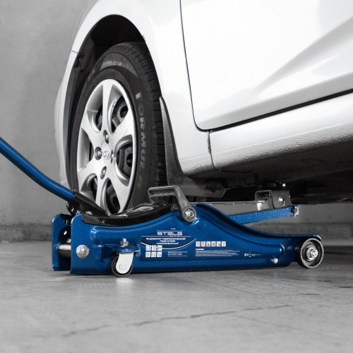 Домкрат гидравлический подкатной, 2 т, Low Profile, 80-380 мм Stels по ценам производителя в Краснодаре с доставкой по всей России