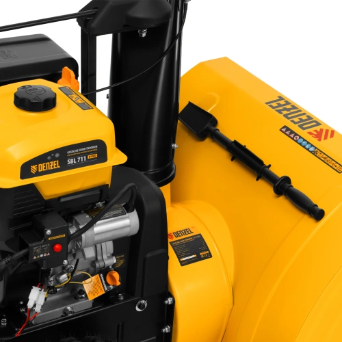 Бензиновая снегоуборочная машина SBL 711D PRO, 302cc, эл.старт, фара, обогрев, блок. дифф. Denzel по ценам производителя в Краснодаре с доставкой по всей России
