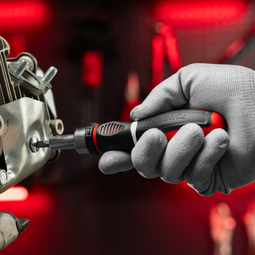 Отвертка реверсивная, набор бит, 12 шт, CrV Matrix по ценам производителя в Краснодаре с доставкой по всей России