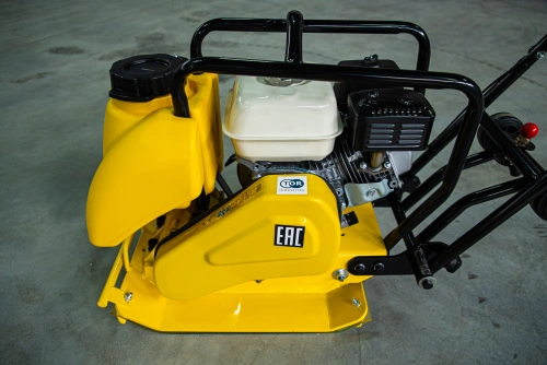 Виброплита 70 кг, 10,5кН (Honda) бак, коврик, колесный комплект TOR C-60T купить в Москве с доставкой по всей России | ProtosMarket.ru