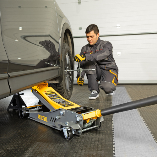 Домкрат гидравлический подкатной, 3,8 т, 110-580 мм, быстрый подъем, низкий подхват, проф. Denzel по ценам производителя в Краснодаре с доставкой по всей России