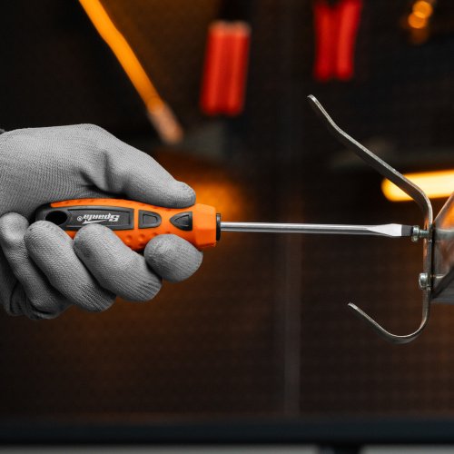 Набор отверток, PH, SL-5 шт, диэлектрические 2 шт, пробник на 220 В-1 шт, 8 шт Sparta по ценам производителя в Краснодаре с доставкой по всей России