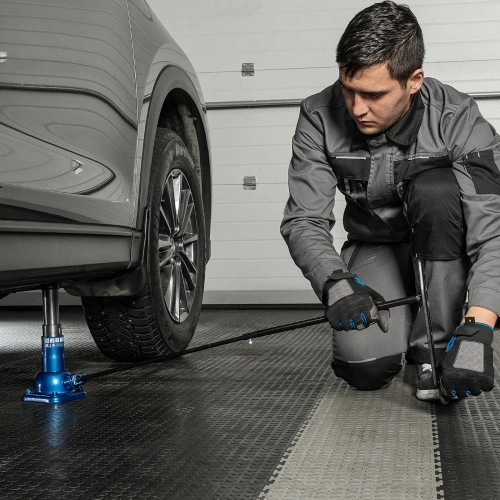 Домкрат механический бутылочный, 2 т, h подъема 150-310 мм, 2 части (домкрат, ручка) Stels по ценам производителя в Краснодаре с доставкой по всей России