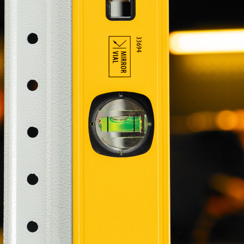 Уровень алюминиевый, магнит, фрезерованный, 3 глазка (1 зеркал.) 0,5 мм/м, 1200 мм Denzel по ценам производителя в Краснодаре с доставкой по всей России