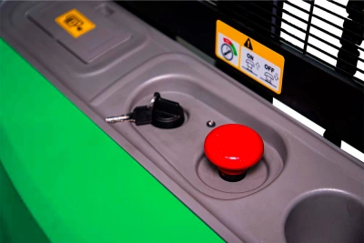 Штабелер самоходный 1,5 т 2,0 м TOR WS15H-2000SC PRO Li-ion 24/60 В/Ач контр. скорости подъема по ценам производителя в Краснодаре с доставкой по всей России