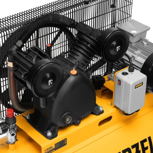 Компрессор воздушный рем. привод BCV 4000-T/200, 4,0 кВт, 200 литров, 690 л/мин Denzel по ценам производителя в Краснодаре с доставкой по всей России